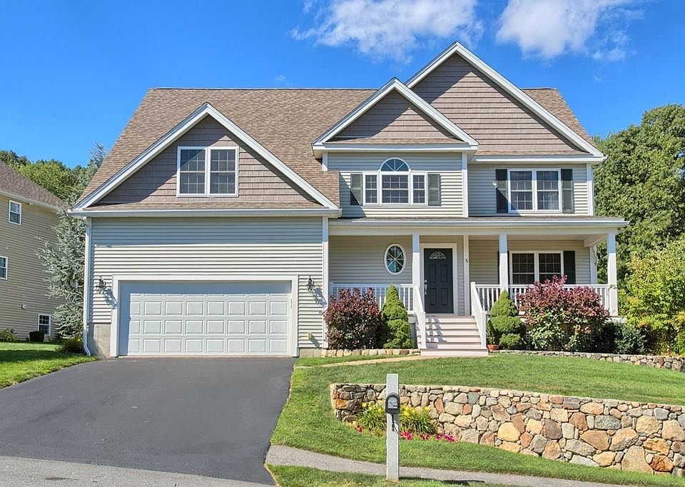 1st image of 31 Magnavista Dr
