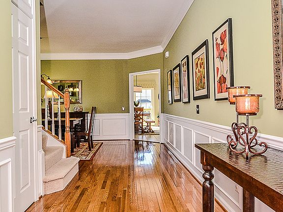 2nd image of 42659 Windflower Dr