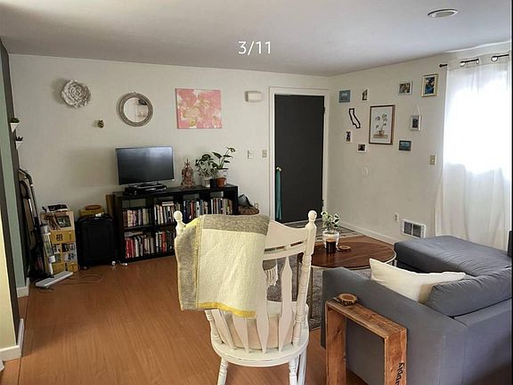 3rd image of 12056 Greenwood Ave N