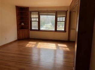 38 Chauncey Ave, Trenton, NJ 08638