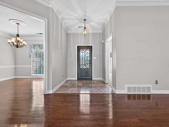 3rd image of 3275 Kinderhill Ln