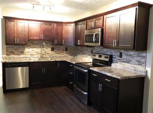 502 Mount Vernon Dr, Xenia, OH 45385