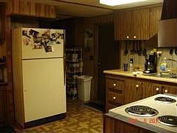 4th image of 9250 Strawhill Ln