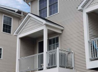 1 Willow Ridge Dr, Morgantown, WV 26505