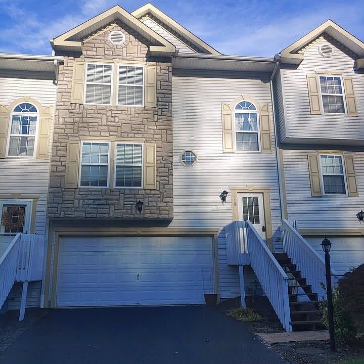 1st image of 115 Mountain Dr
