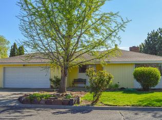 1425 S 30th Ave, Yakima, WA 98902