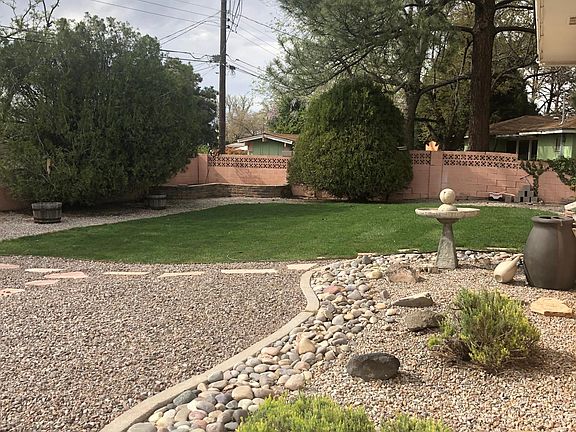 4th image of 3505 Stardust Dr NE