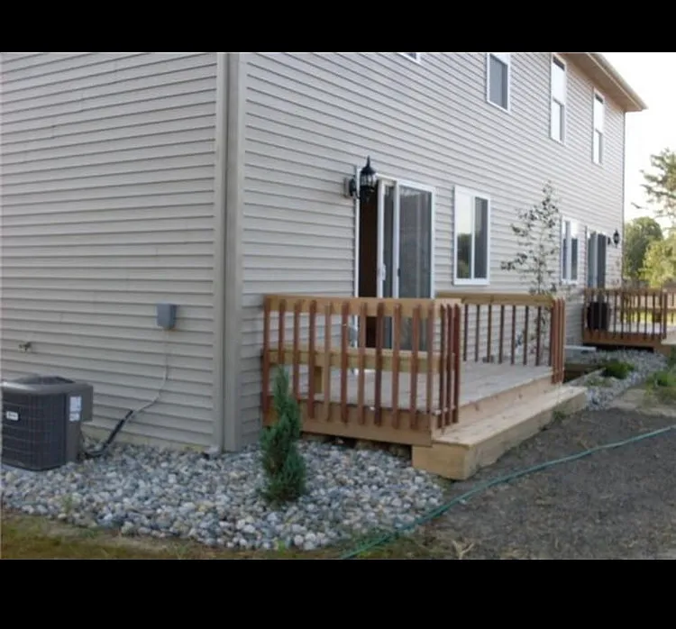2 bed, 1600 sqft, $1,600 — Photo 2