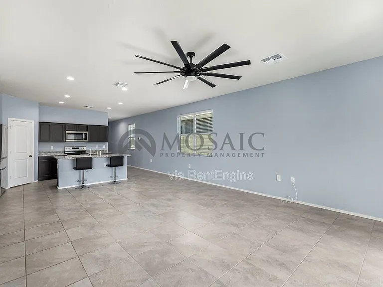 35349 W San Alvarez Ave — Photo 12