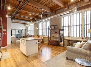43 Charlton St APT B-102, Everett, MA 02149