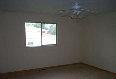 4th image of 14502 California Ave