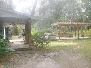 139 E Dogwood Rd, Florahome, FL 32140