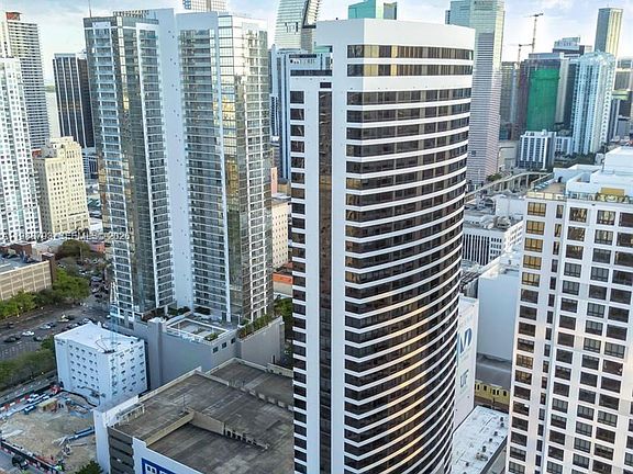 2nd image of 225 N Miami #1705