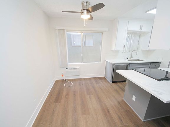 3rd image of 1721-1725-1733 Purdue Ave #207