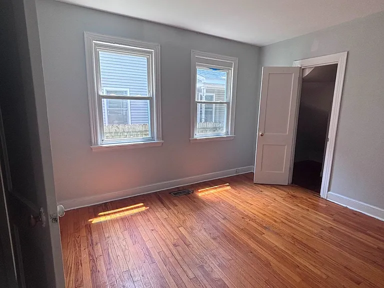 607 Sherman Pkwy — Photo 6