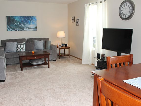 5th image of 25284 S Shannon Dr