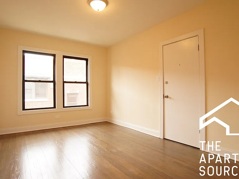 2641 N Spaulding Ave #1E — Photo 5