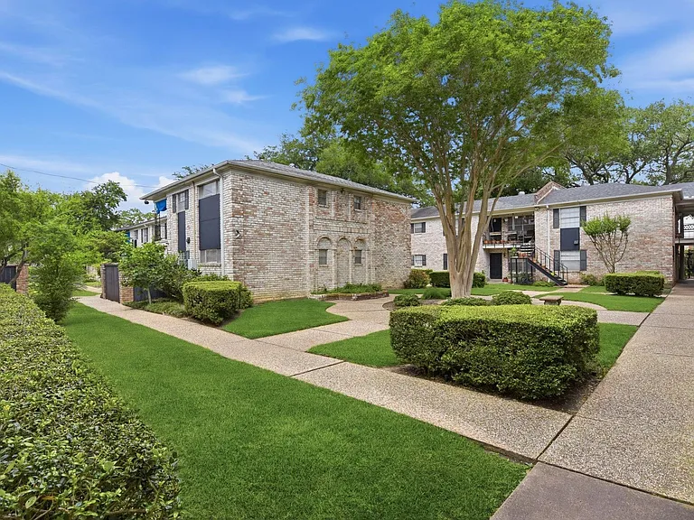 7900 Westheimer Rd #147 — Photo 28