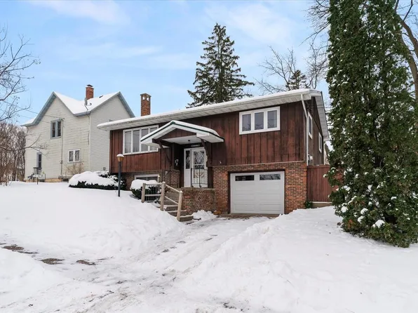 215 West South Street, Viroqua, WI 54665