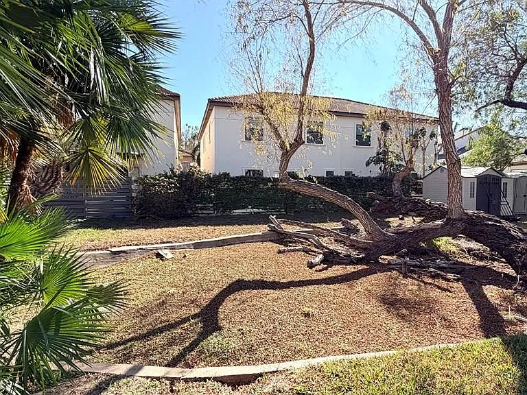 322 McFadden Dr #14 — Photo 33