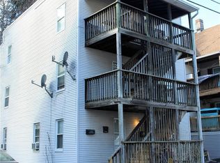 5 Pleasant St, Ansonia, CT 06401