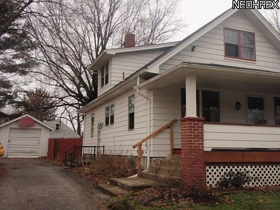 2nd image of 130 Carnegie Ave