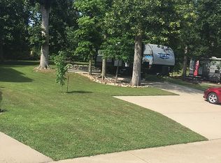 33 Adventure Out Rv Park, Monroe City, MO 63456