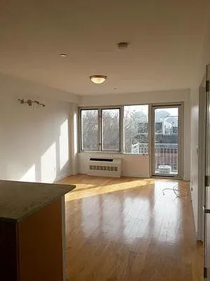 Rented by MCR Realty | media 1