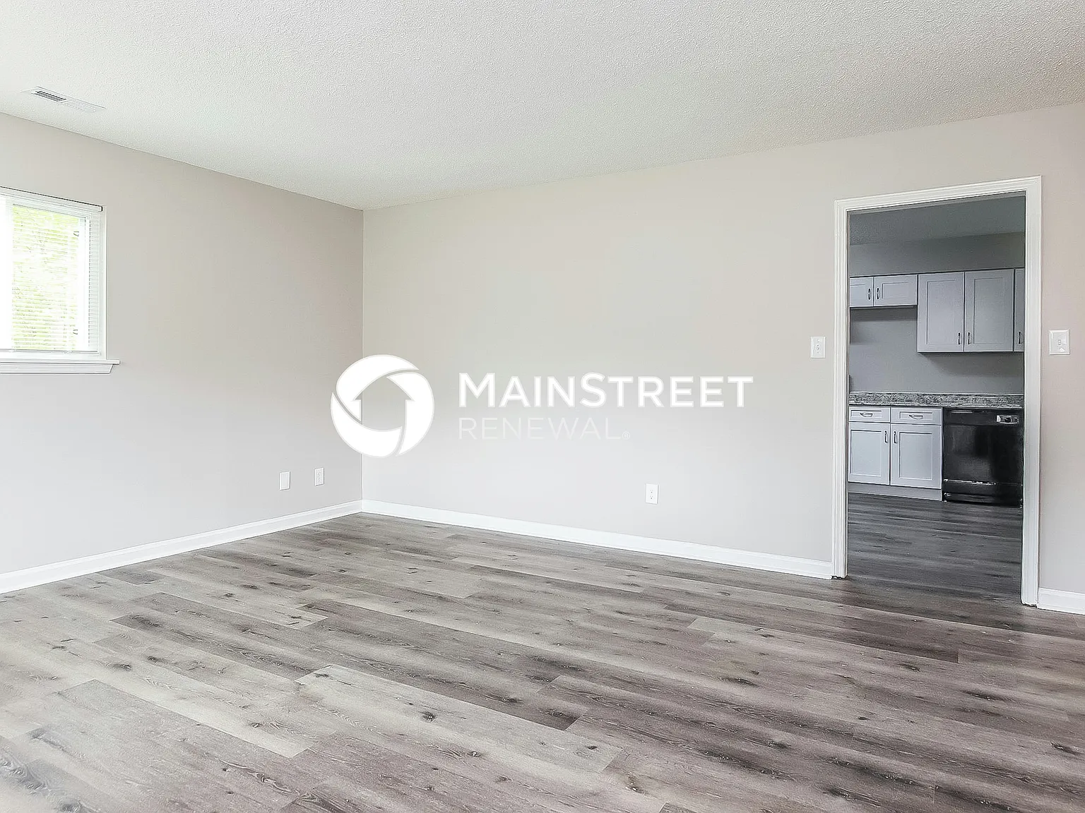 803 Melanie St — Photo 4