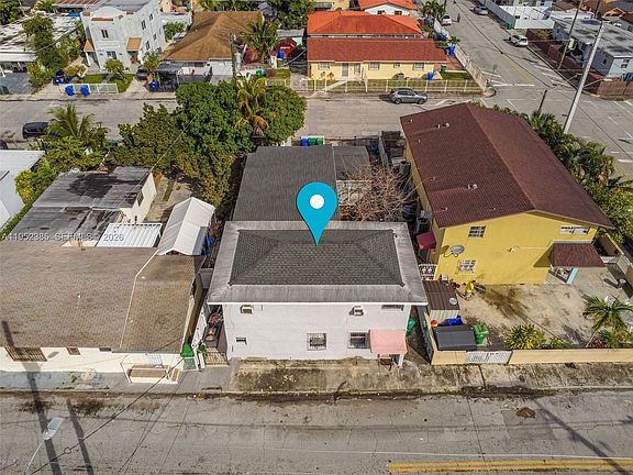 3rd image of 2105 NW 1st St