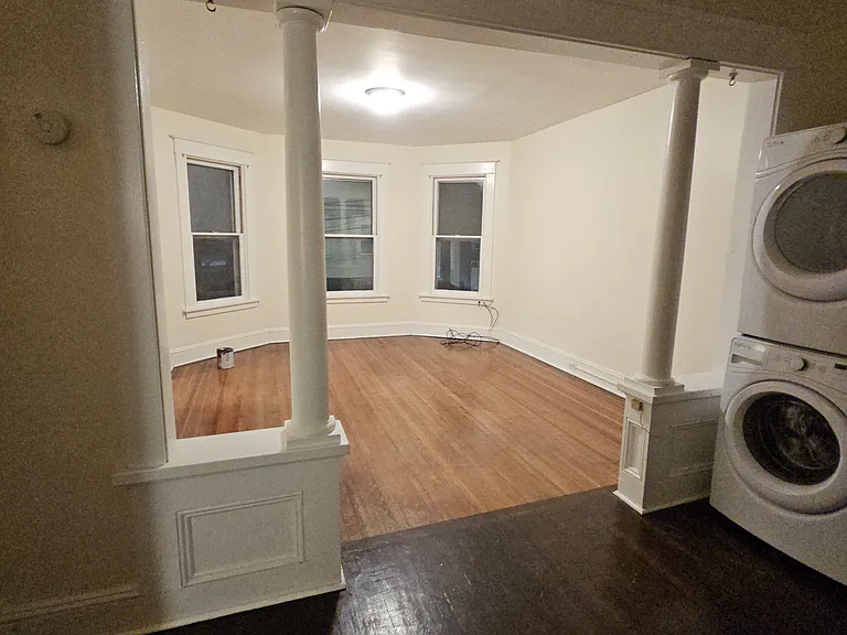14 Moyston St #3 — Photo 7