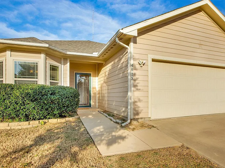 4813 Pinnacle Pl — Photo 3