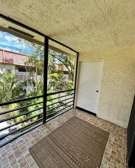 132 S Cypress Rd #523 — Photo 19