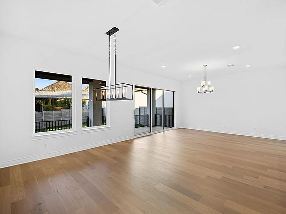 Thatcher A dining room