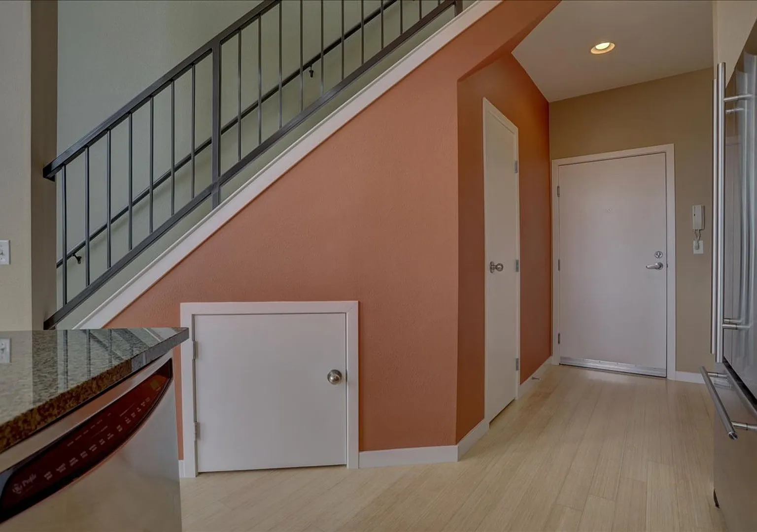Signature Flatiron Views, Top Level Finishes, 2 Bed 2 Bath 1-car Garage in North Boulder! — Photo 4