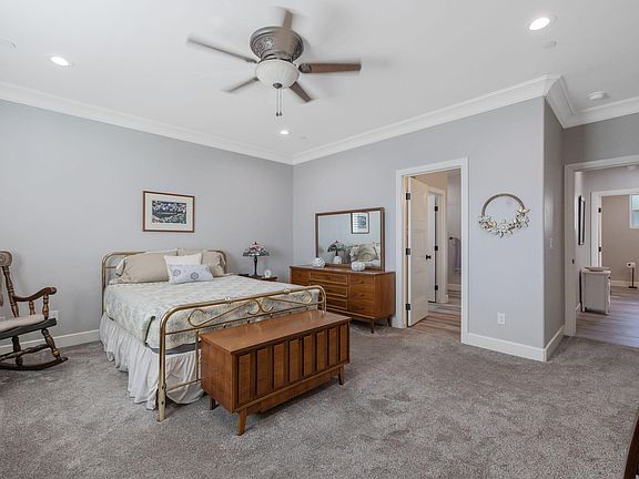 5th image of 16741 Silver Fox Lane