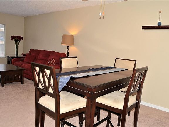 4th image of 942 Guelbreth Ln APT 306