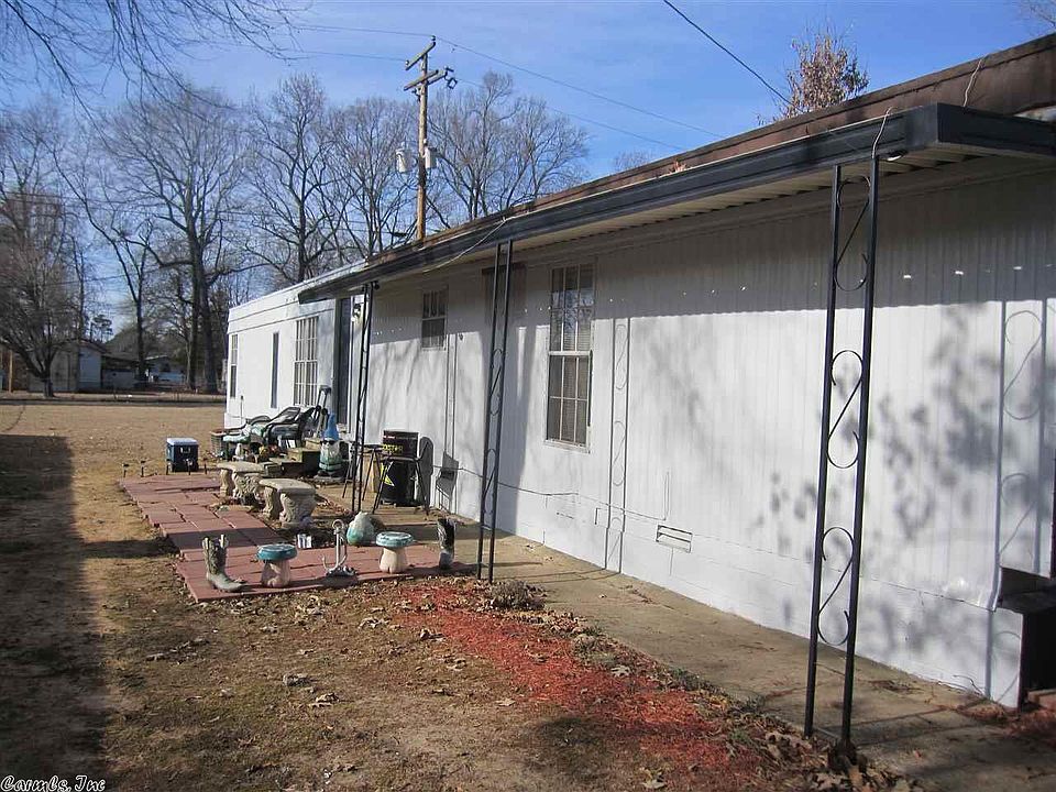 1st image of 1710 Leonard Dr