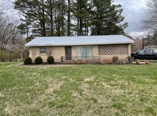 2225 India Rd, Paris, TN 38242