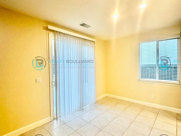 2098 Bishop Pine St — Photo 46