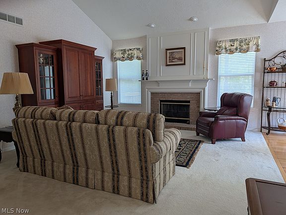 3rd image of 721 Sagewood Ln
