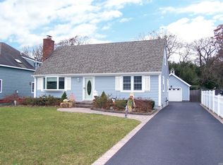 136 Division Ave, West Sayville, NY 11796