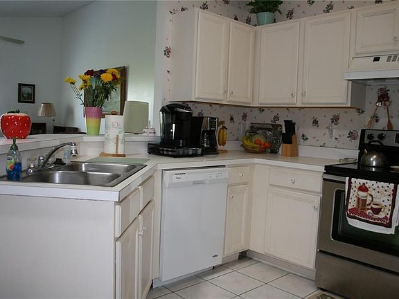 5th image of 4312 Leafway Cir