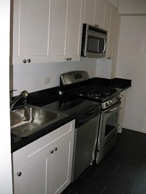 Rented by Classic Marketing- 530 Park1 | media 31