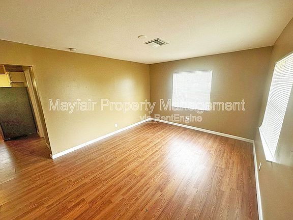 4th image of 1941 NW 14th Ave