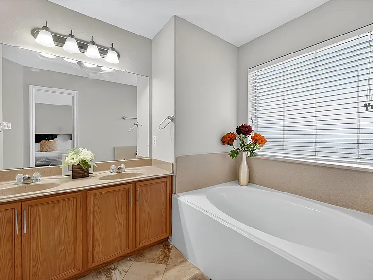 16602 Pademelon Dr — Photo 26