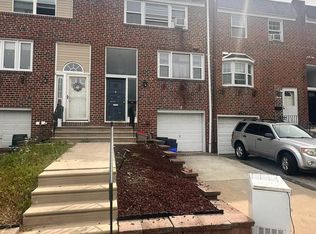 12217 Sweet Briar Rd, Philadelphia, PA 19154