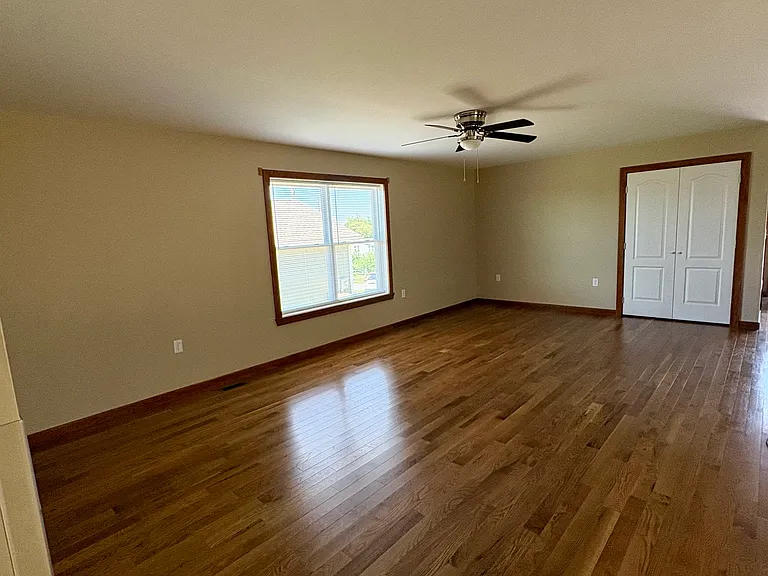 90 Hanshew Ln — Photo 3