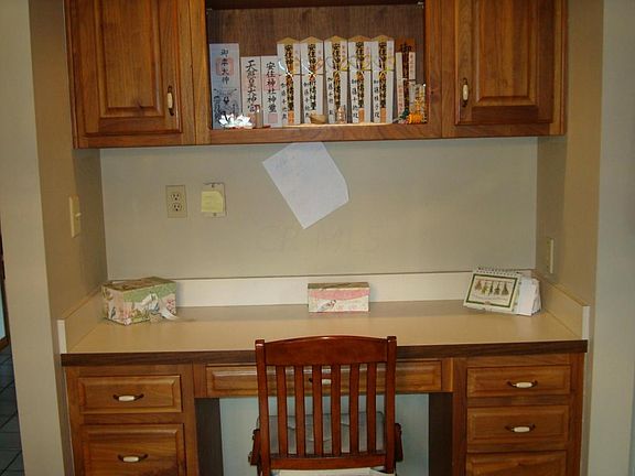 4th image of 5957 Kirkwall Ct E
