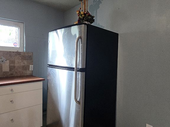 5th image of 117 Dresden St #B
